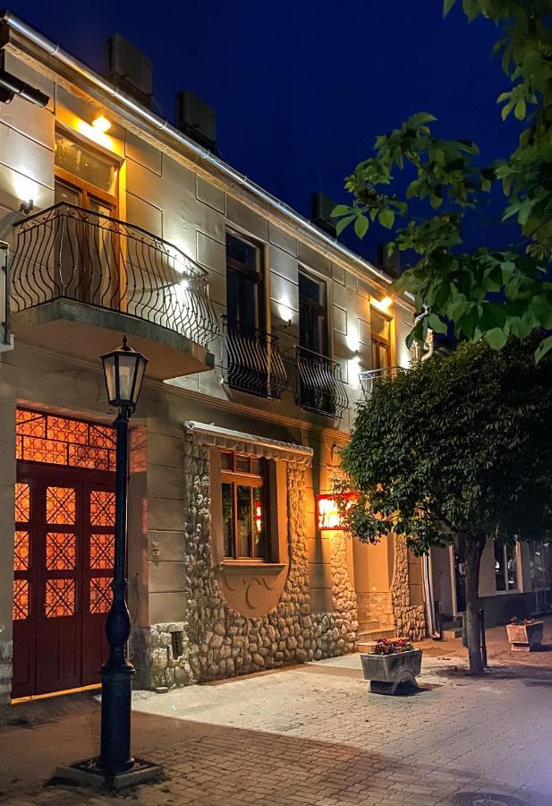 Holiday Apartmanház Harkany Ngoại thất bức ảnh