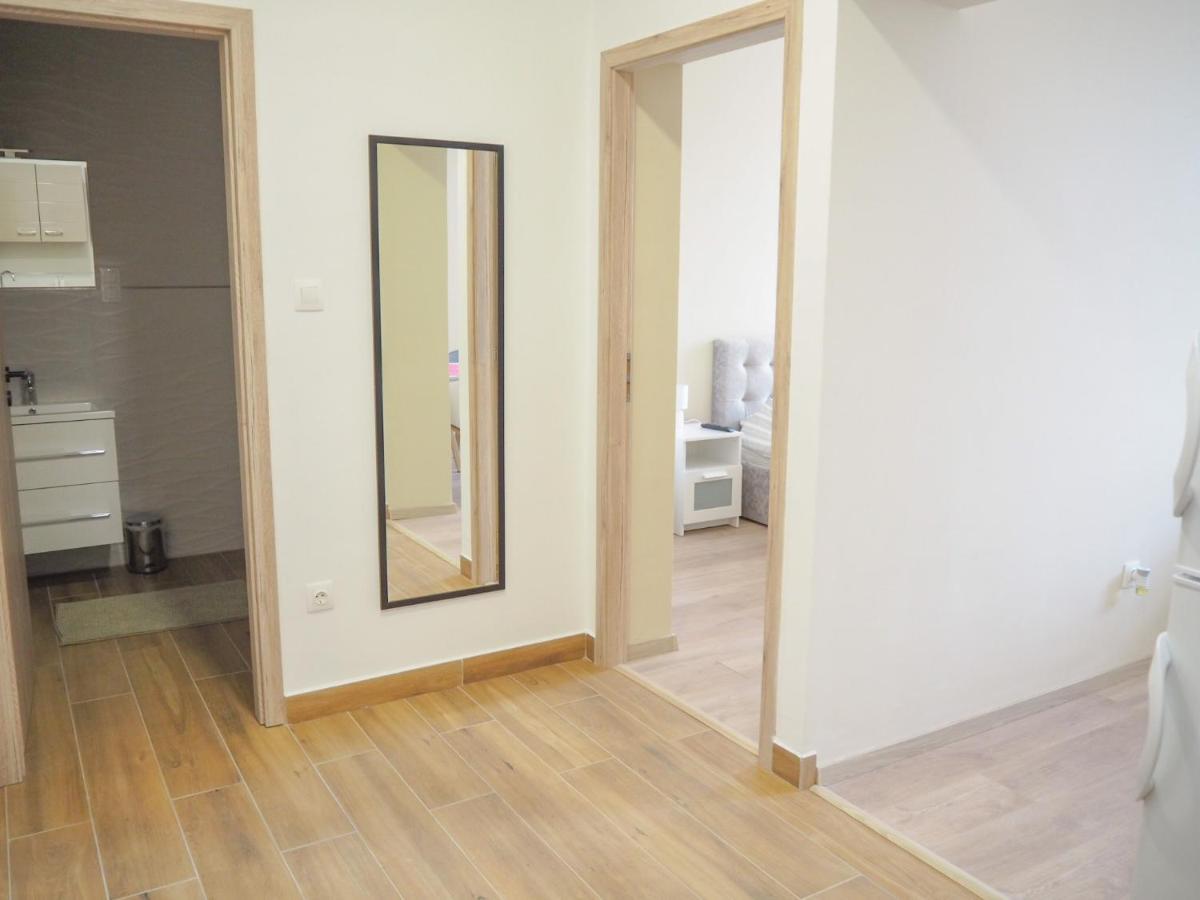 Holiday Apartmanház Harkany Ngoại thất bức ảnh