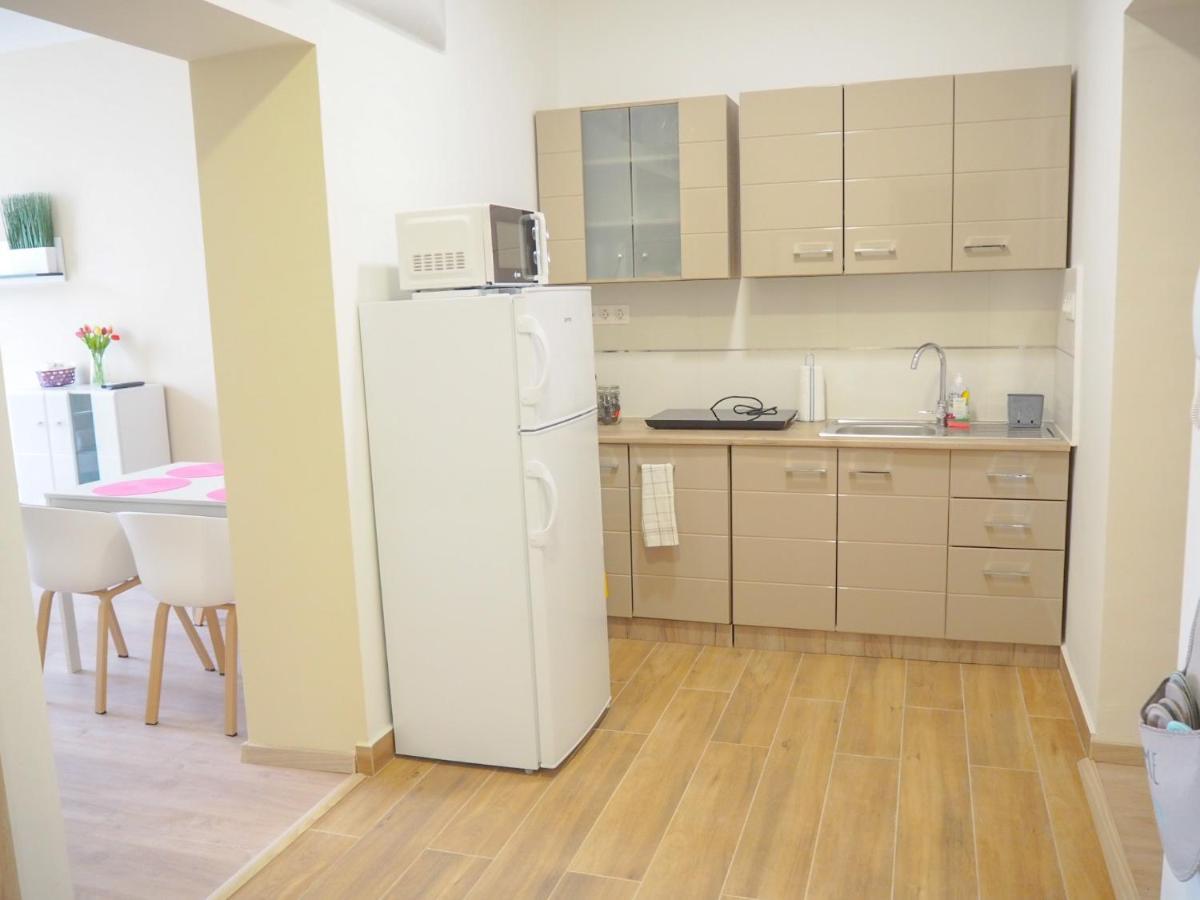 Holiday Apartmanház Harkany Ngoại thất bức ảnh